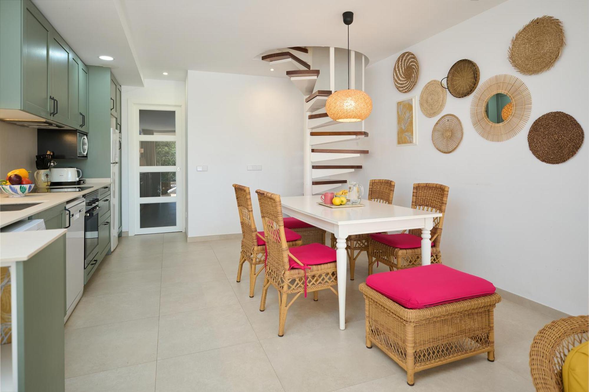 Waterfront Apartment 'Maria'. Pool. Wifi Santanyi Exterior photo